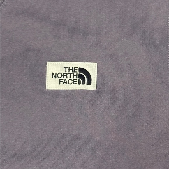 The North Face Lavender Crewneck Sweatshirt women’s medium purple sweatshirt M - Picture 2 of 7